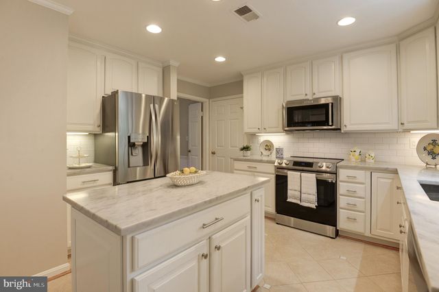 $1,315,000 | 11704 Flemish Mill Court, Oakton, VA 22124