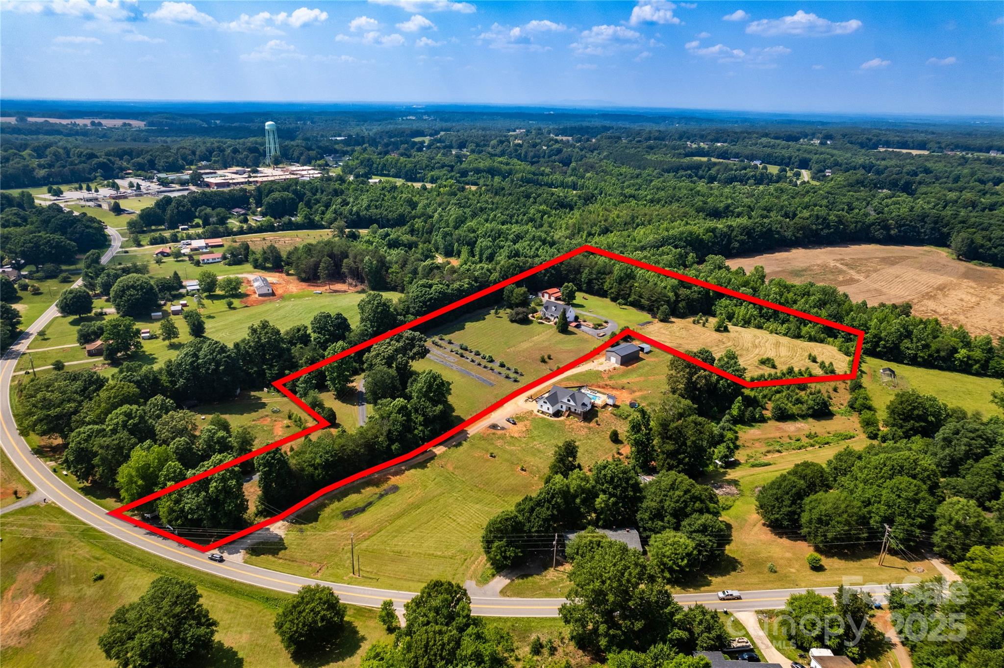 5258 East Bandys Cross Road Catawba, NC 28609 - Photo 5 of 48 Gallery Image 5