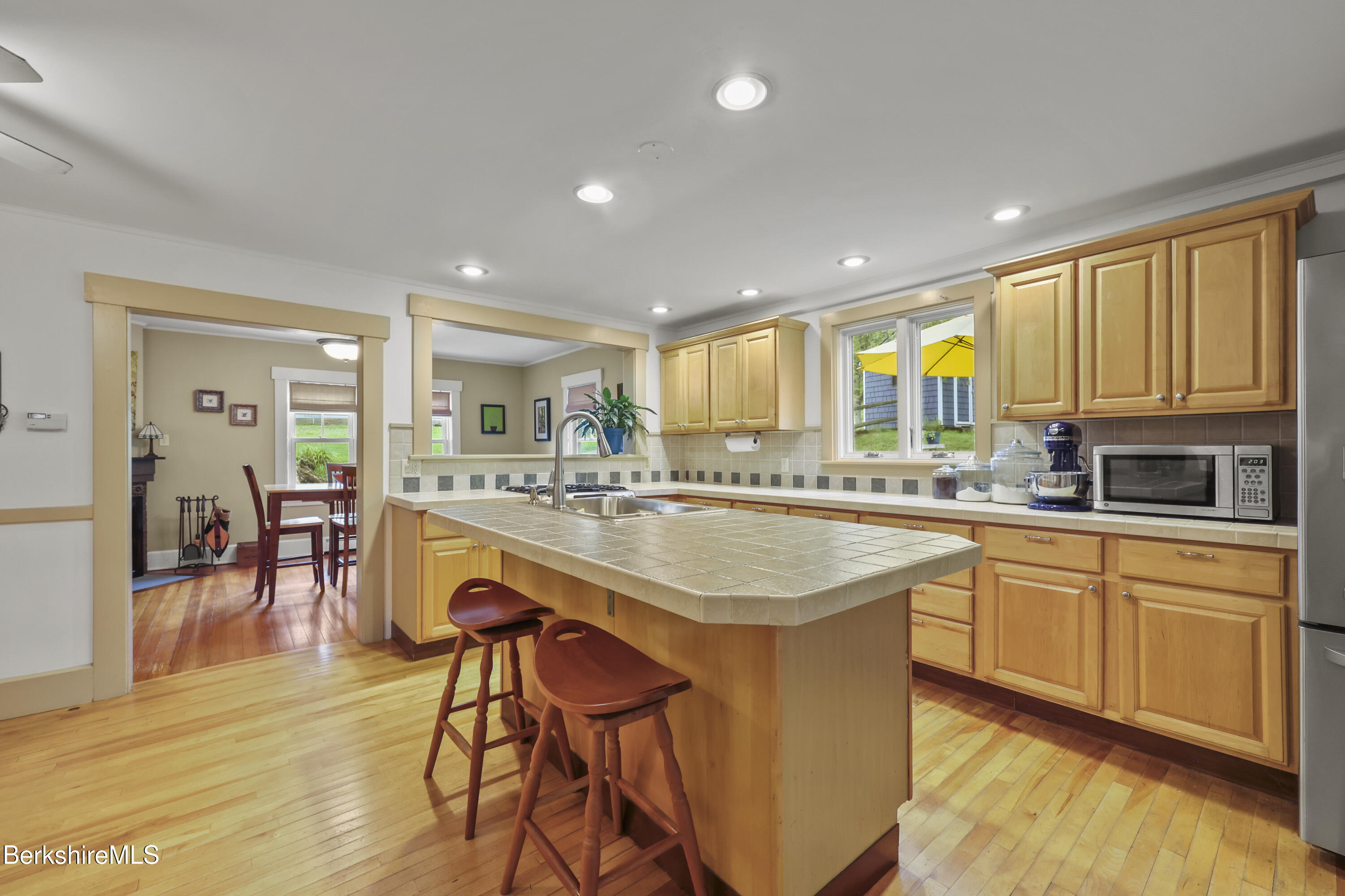 662 North Hoosac Road Williamstown, MA 01267 - Photo 23 of 55 111 Kitchen