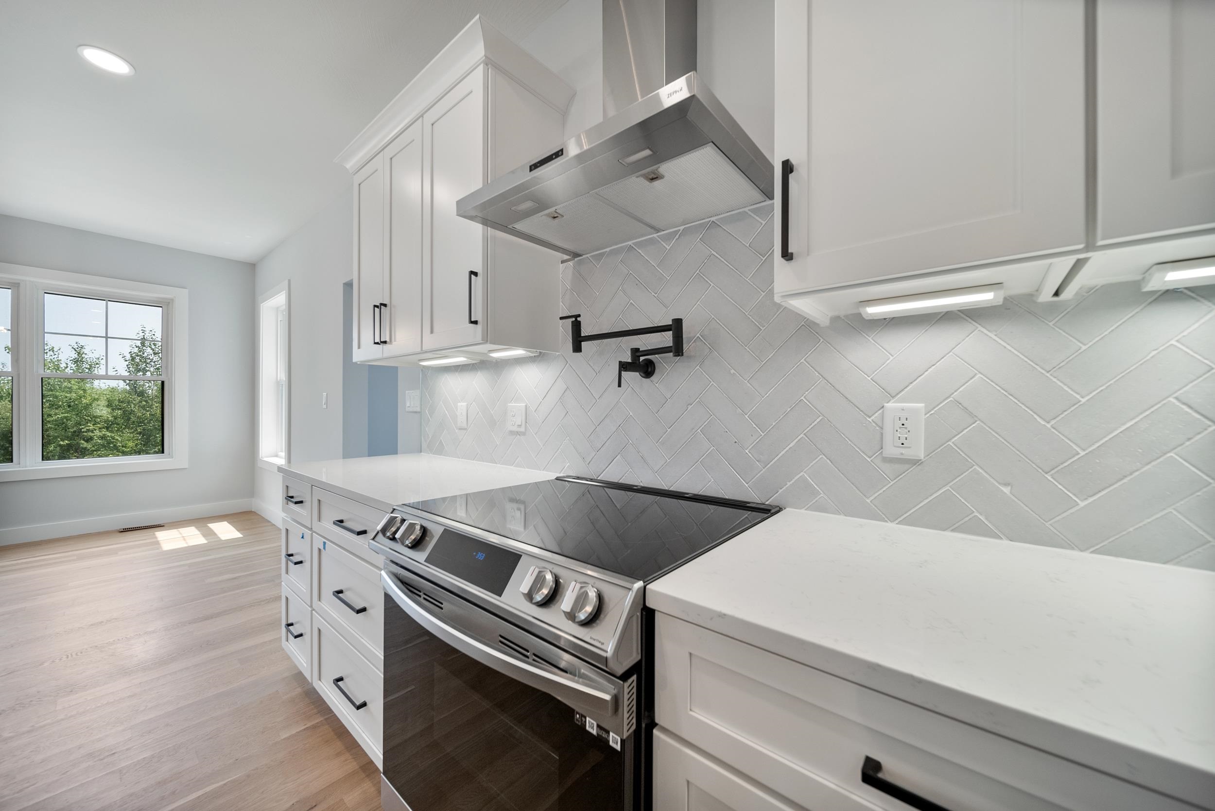 10 A Oakland Rdg Road, Unit 11 Pelham, NH 03076 - Photo 26 of 31