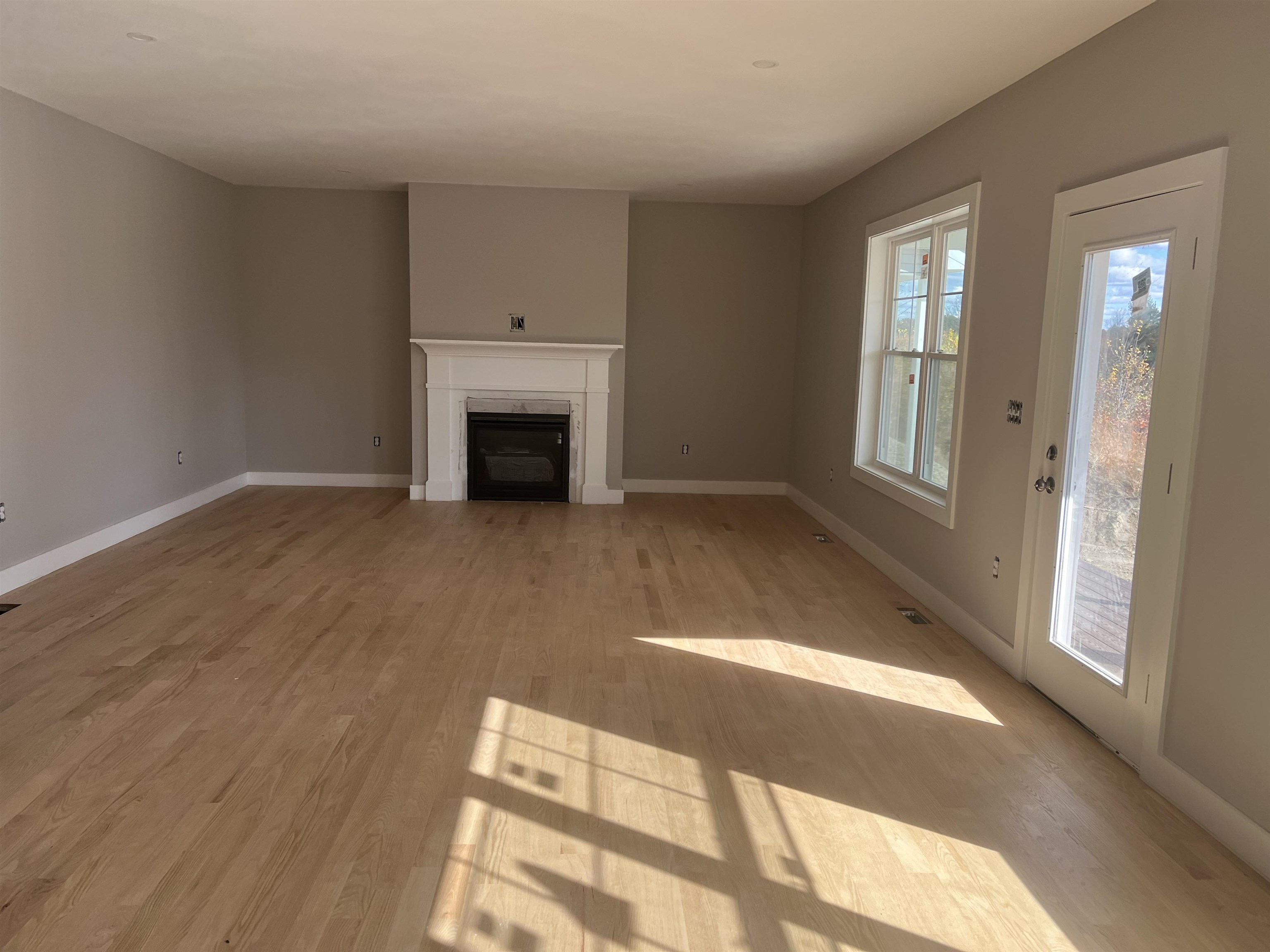 10 A Oakland Rdg Road, Unit 11 Pelham, NH 03076 - Photo 5 of 17