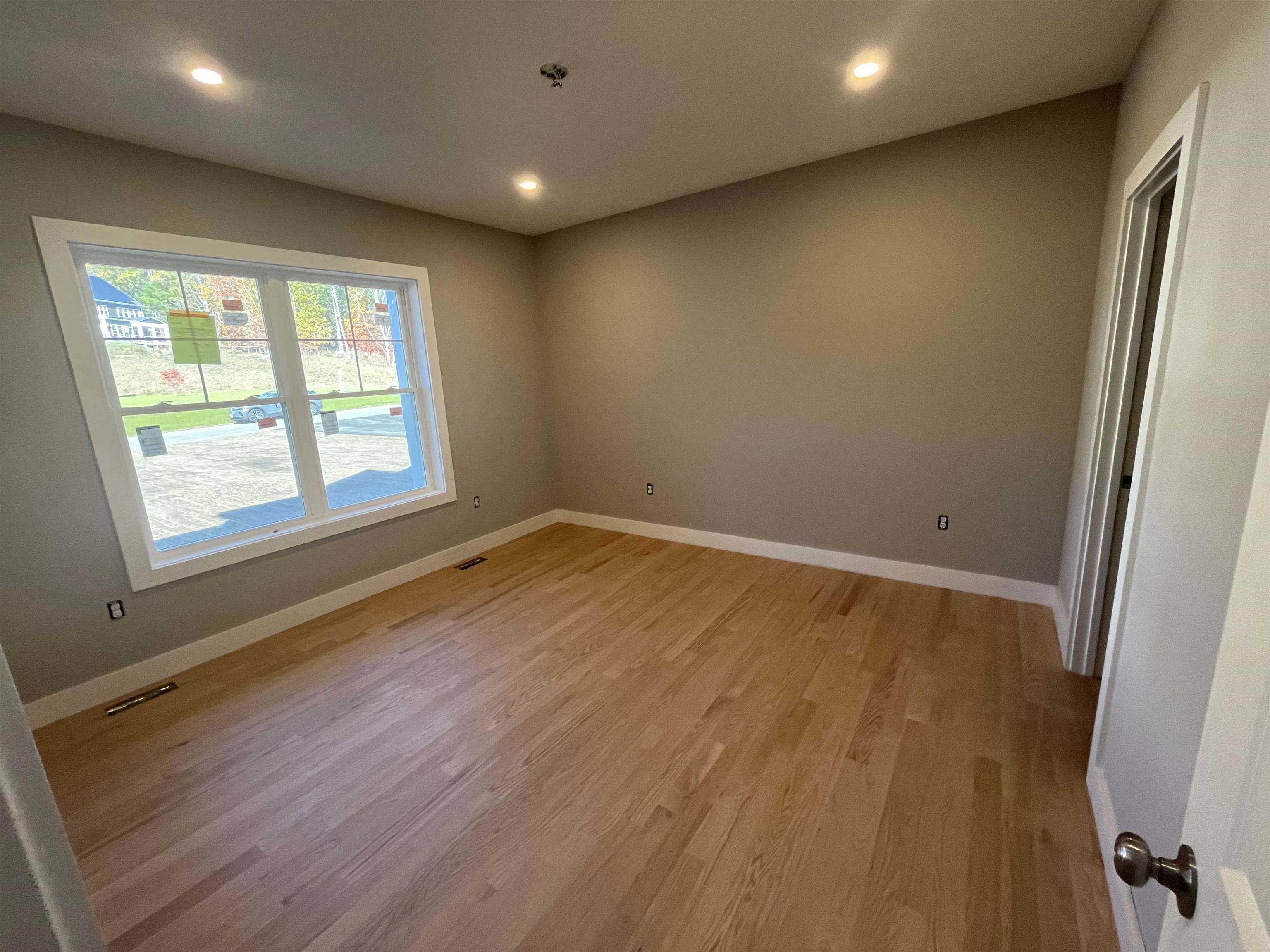 10 A Oakland Rdg Road, Unit 11 Pelham, NH 03076 - Photo 6 of 17