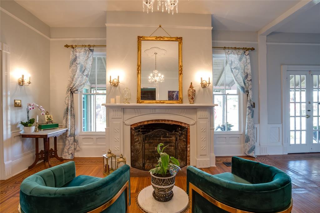 101 Read Street Tarpon Springs, FL 34689 - Photo 11 of 87