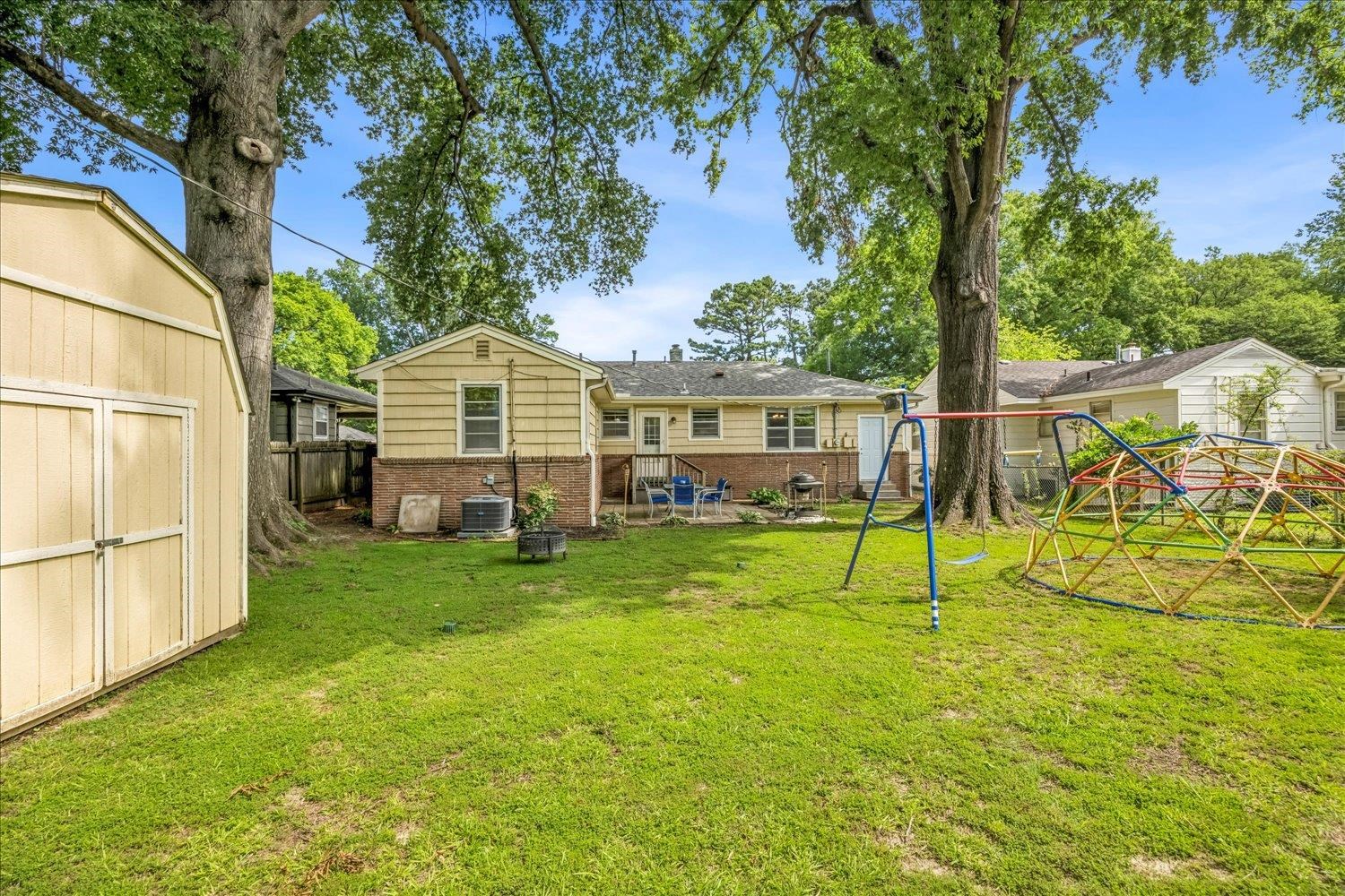 5021 Sequoia Road Memphis, TN 38117 - Photo 22 of 23
