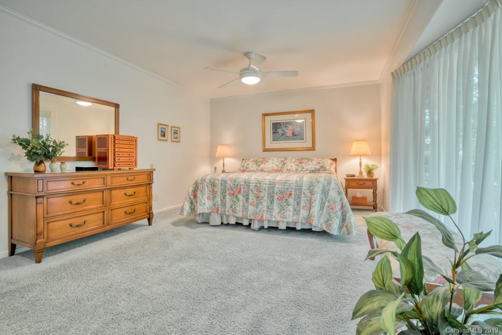 675 Ridgetop Road, Unit 10 Tryon, NC 28782 - Photo 22 of 36