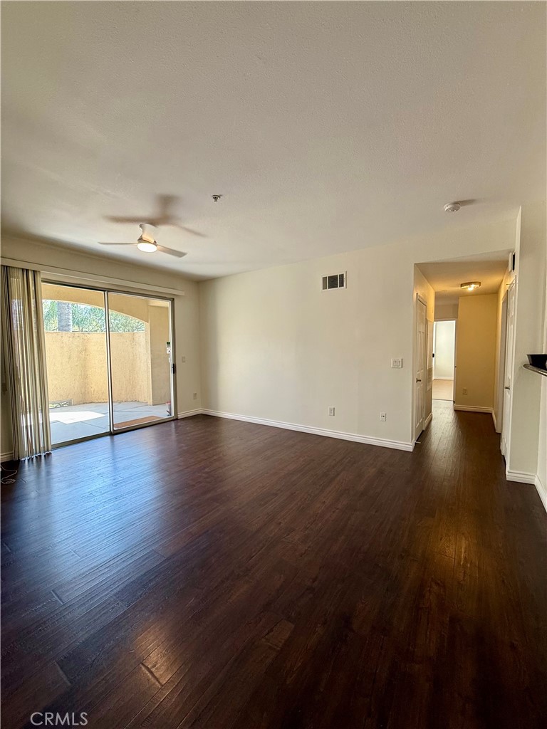 375 Central, Unit 113 Riverside, CA 92507 - Photo 2 of 19 Living Room