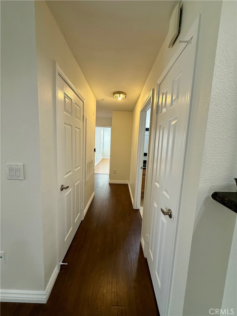 375 Central, Unit 113 Riverside, CA 92507 - Photo 6 of 19 Hallway