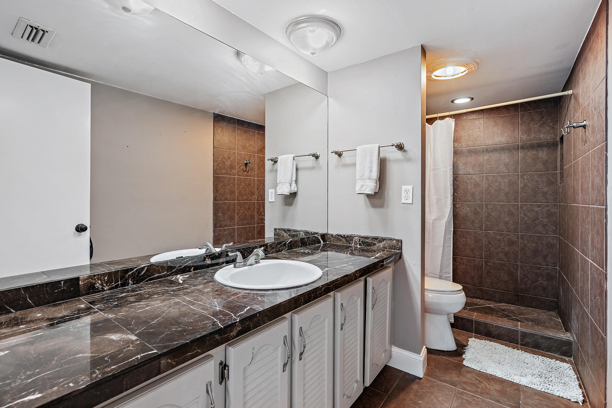 110 North Delaware Boulevard, Unit 10D Jupiter, FL 33458 - Photo 10 of 14 110 N Delaware Blvd-10