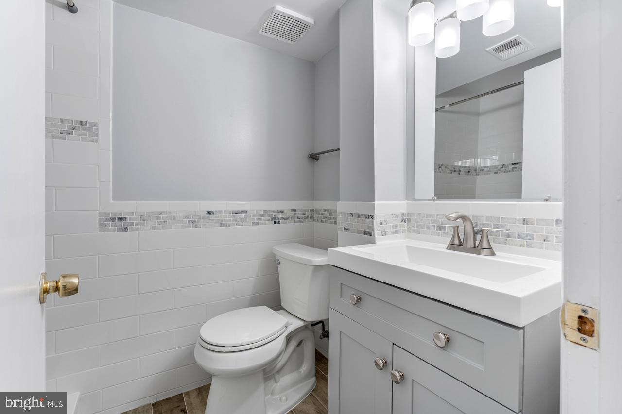 11562 Ivy Bush Court Reston, VA 20191 - Photo 19 of 23