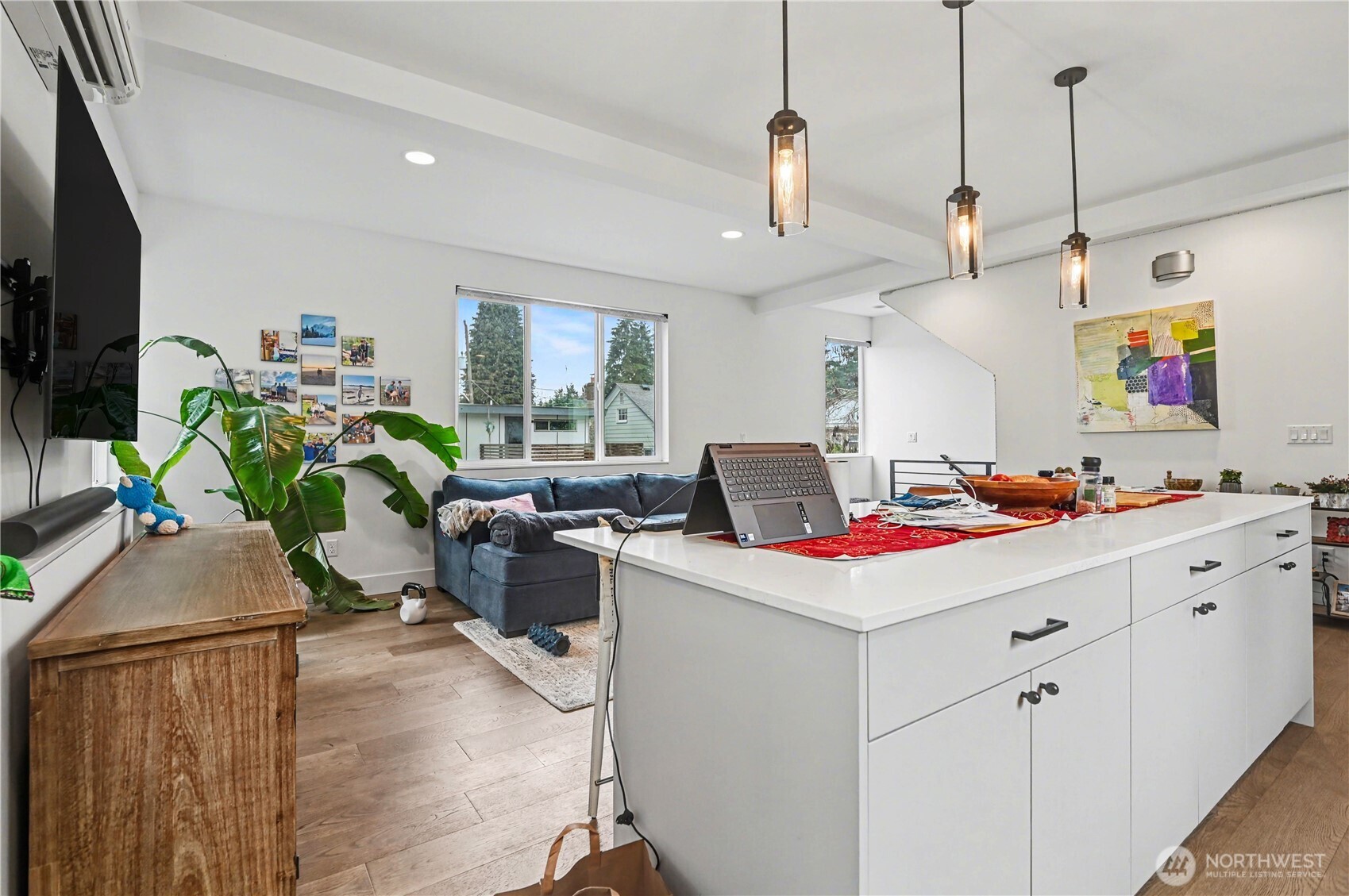 933 North 91st Street, Unit B Seattle, WA 98103 - Photo 12 of 26