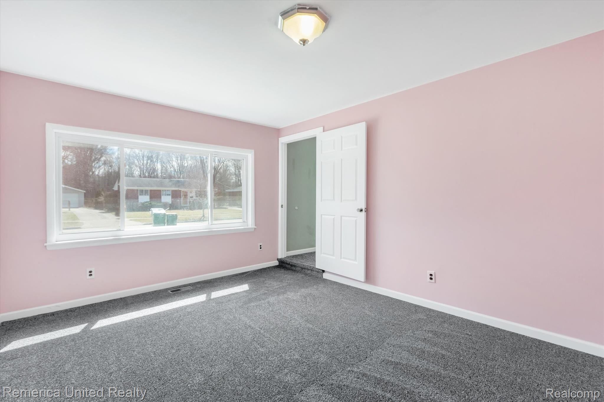 37550 Walnut Street Romulus, MI 48174 - Photo 23 of 46 24-37550-Walnut-St-WindowStill-Real-Estate-Photography-24.jpg