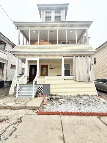 $360,000 | 5 Hawk Street, Schenectady, NY 12307