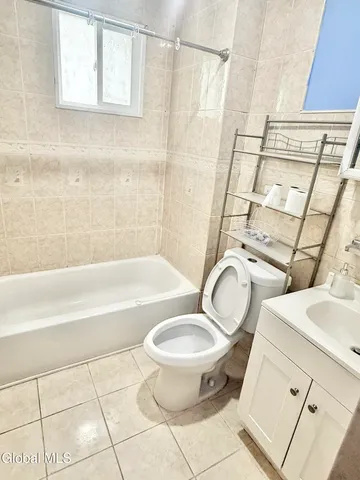 $360,000 | 5 Hawk Street, Schenectady, NY 12307