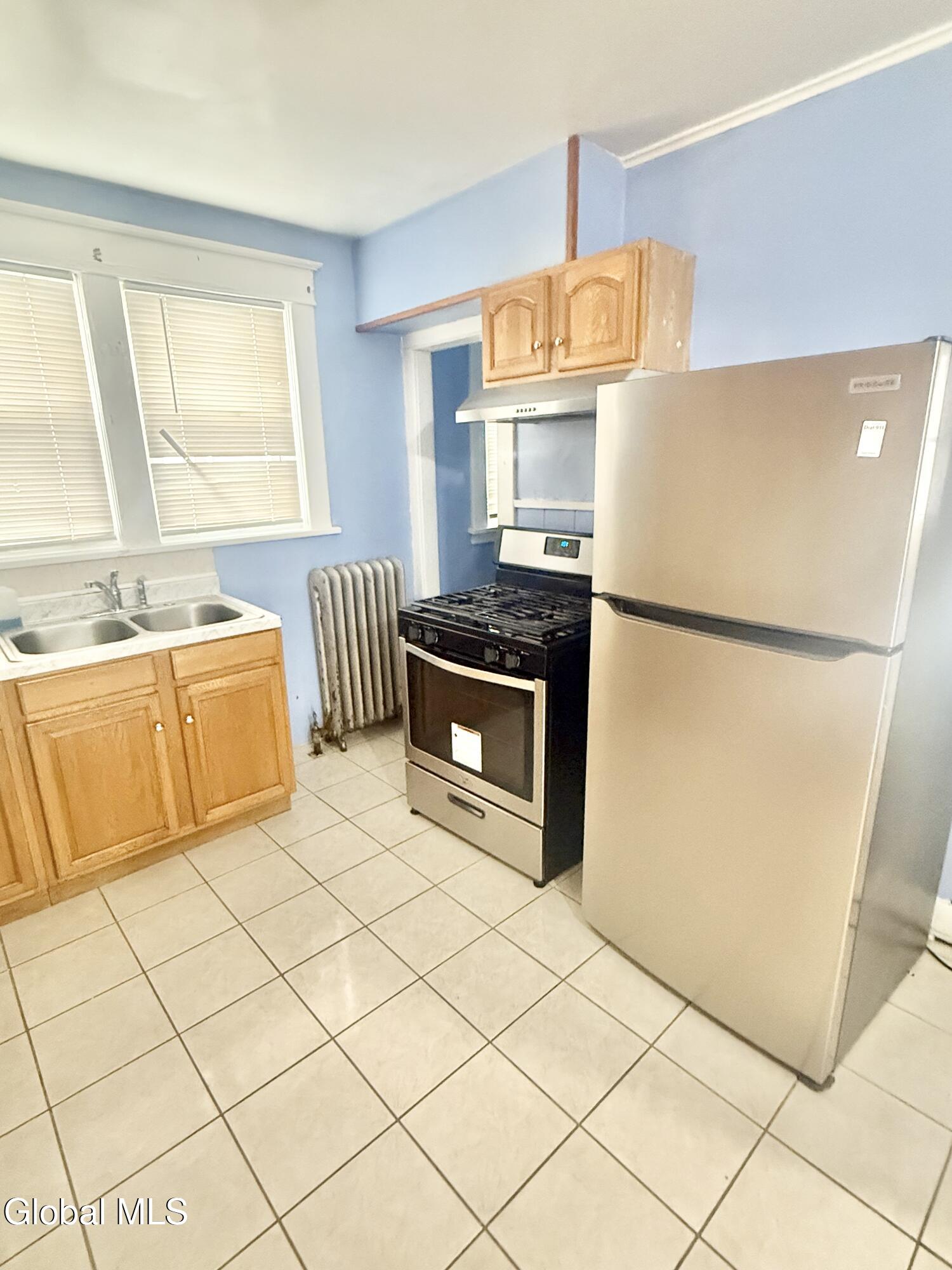 5 Hawk Street Schenectady, NY 12307 - Photo 14 of 27 IMG_5202