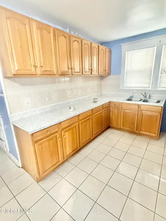 $345,000 | 5 Hawk Street, Schenectady, NY 12307