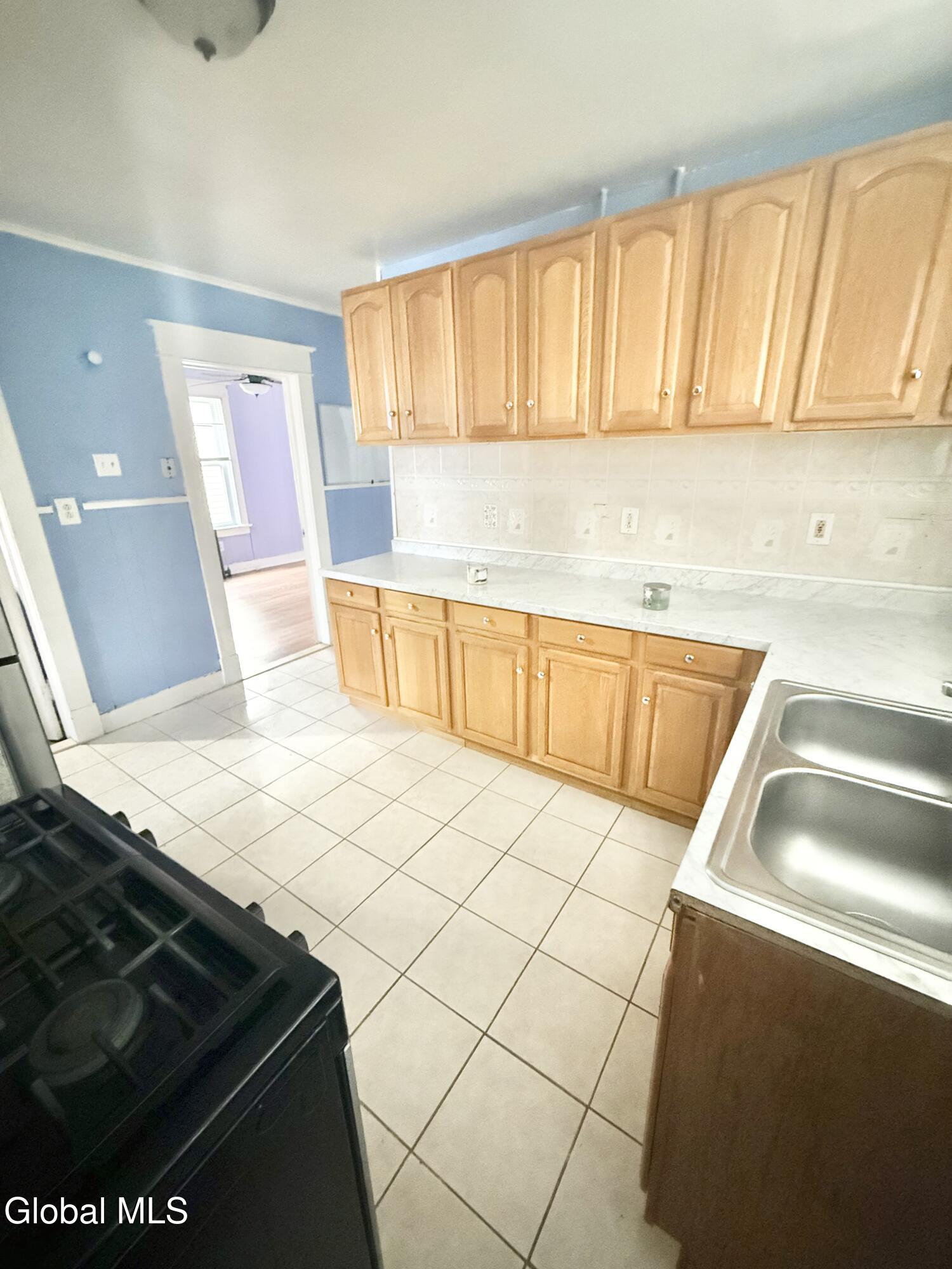 5 Hawk Street Schenectady, NY 12307 - Photo 16 of 27 IMG_5203