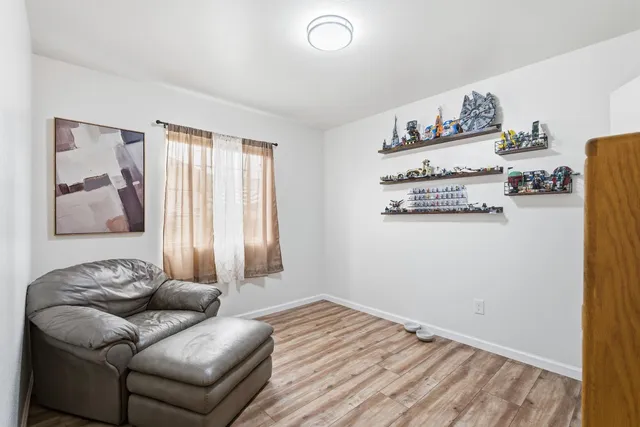 $899,000 | 10 West 9th Street, Clovis, CA 93612