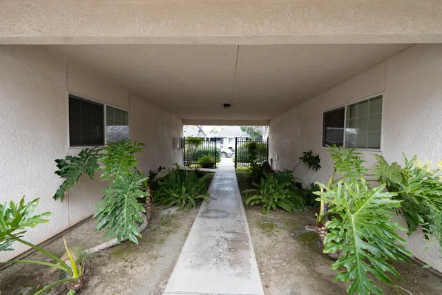 $899,000 | 10 West 9th Street, Clovis, CA 93612