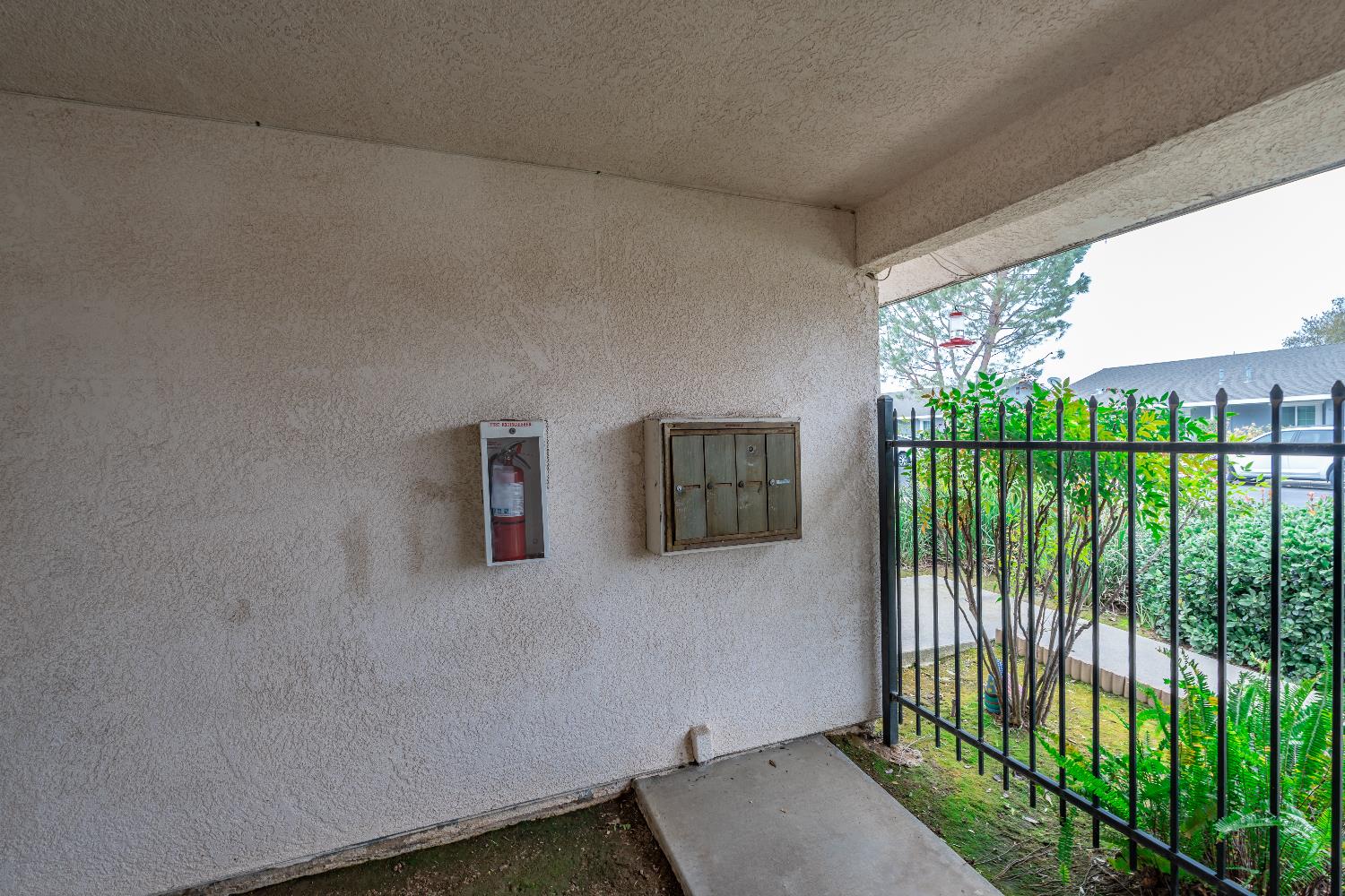 10 West 9th Street Clovis, CA 93612 - Photo 28 of 61