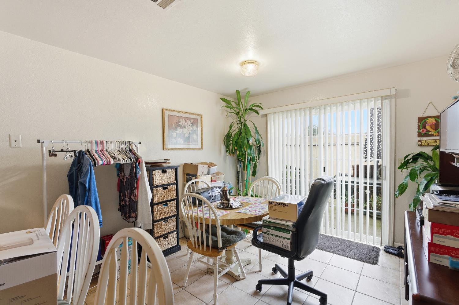 10 West 9th Street Clovis, CA 93612 - Photo 32 of 61