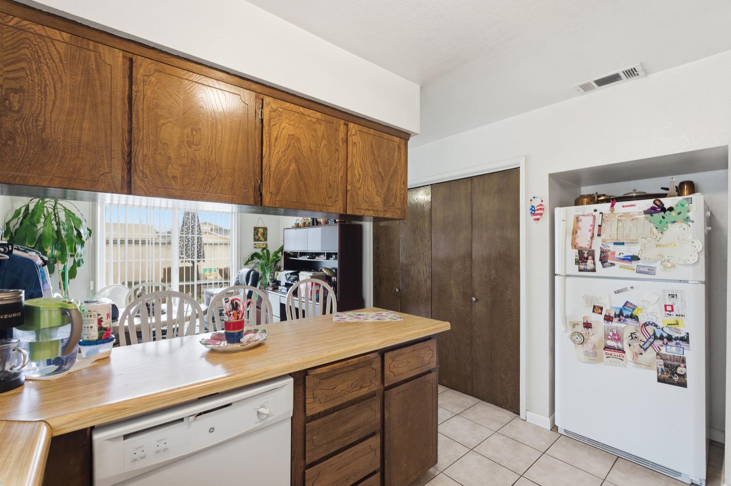 10 West 9th Street Clovis, CA 93612 - Photo 38 of 61