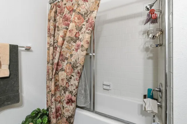 $899,000 | 10 West 9th Street, Clovis, CA 93612