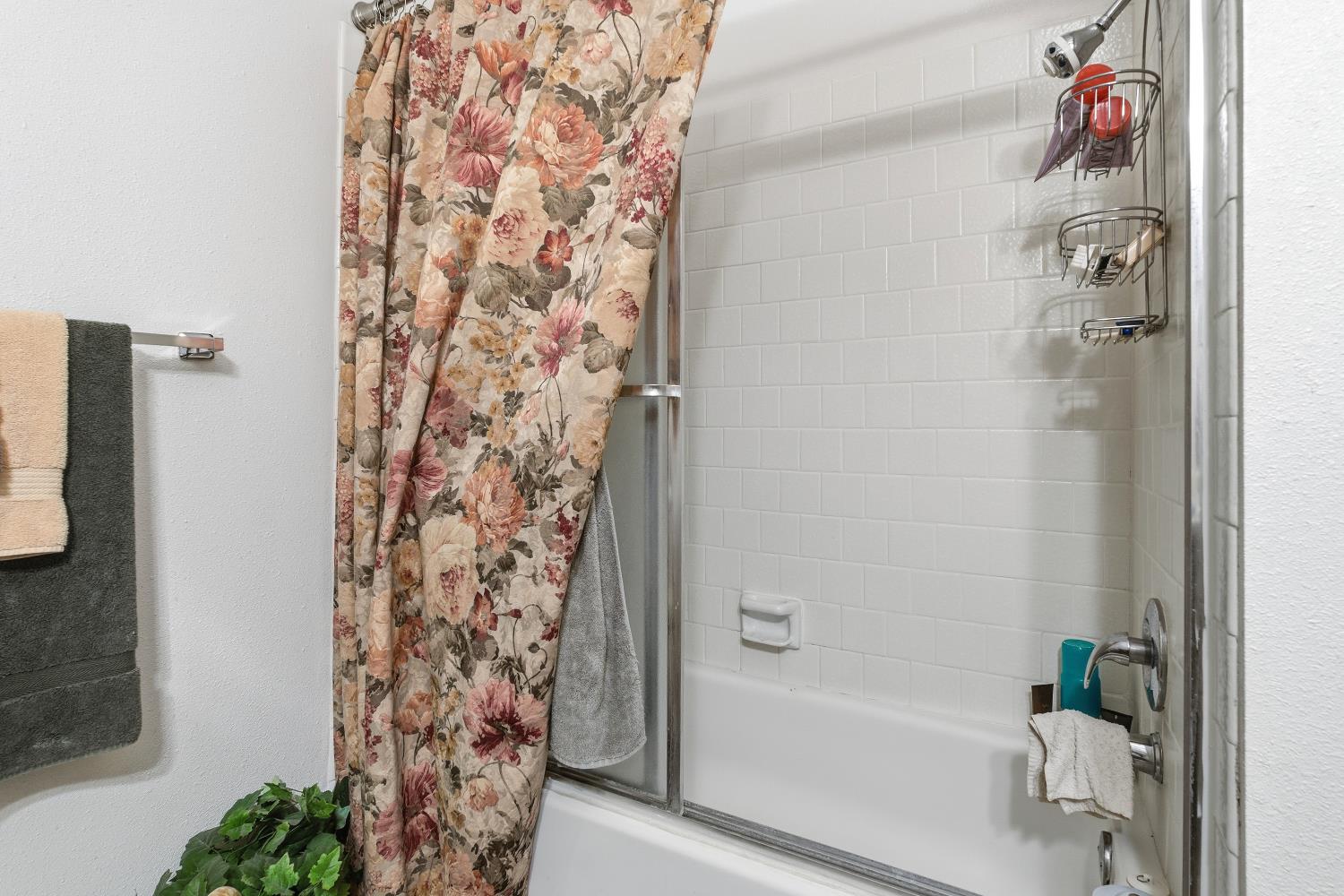 10 West 9th Street Clovis, CA 93612 - Photo 41 of 61