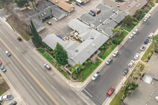 $899,000 | 10 West 9th Street, Clovis, CA 93612