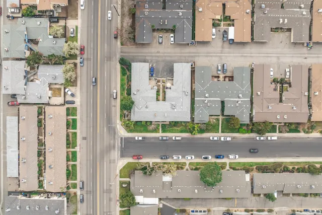 $899,000 | 10 West 9th Street, Clovis, CA 93612