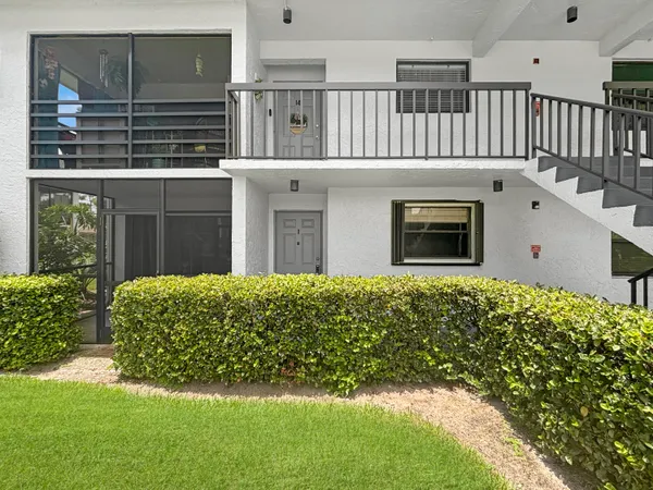 $2,200 | 1291 Southeast Parkview Place, Stuart, FL 34994