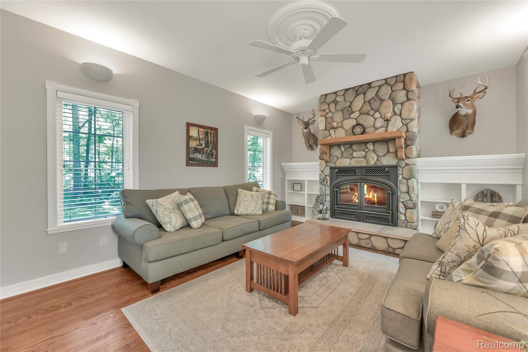 3030 West Allen Road Howell, MI 48855 - Photo 13 of 58 3030 West Allen Drive - HD Drone Photography-12.jpg