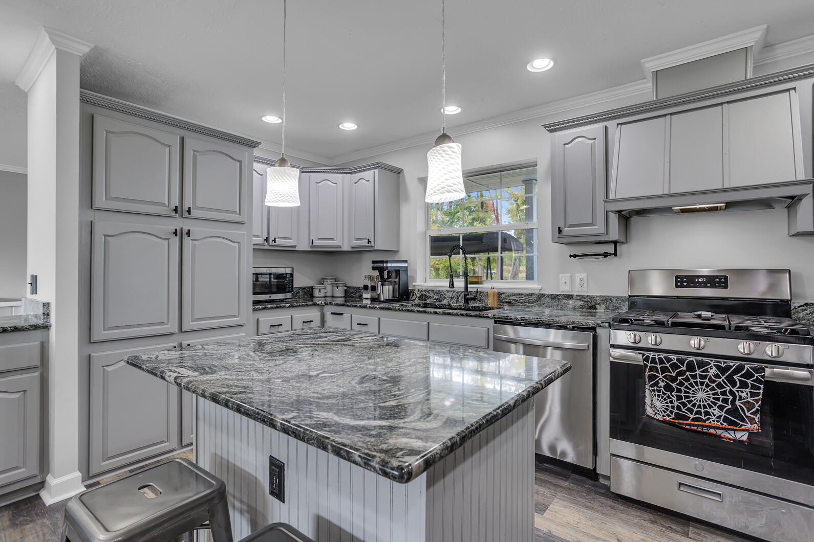 8025 Folks Road Hanover, MI 49241 - Photo 8 of 52 0N0A4896