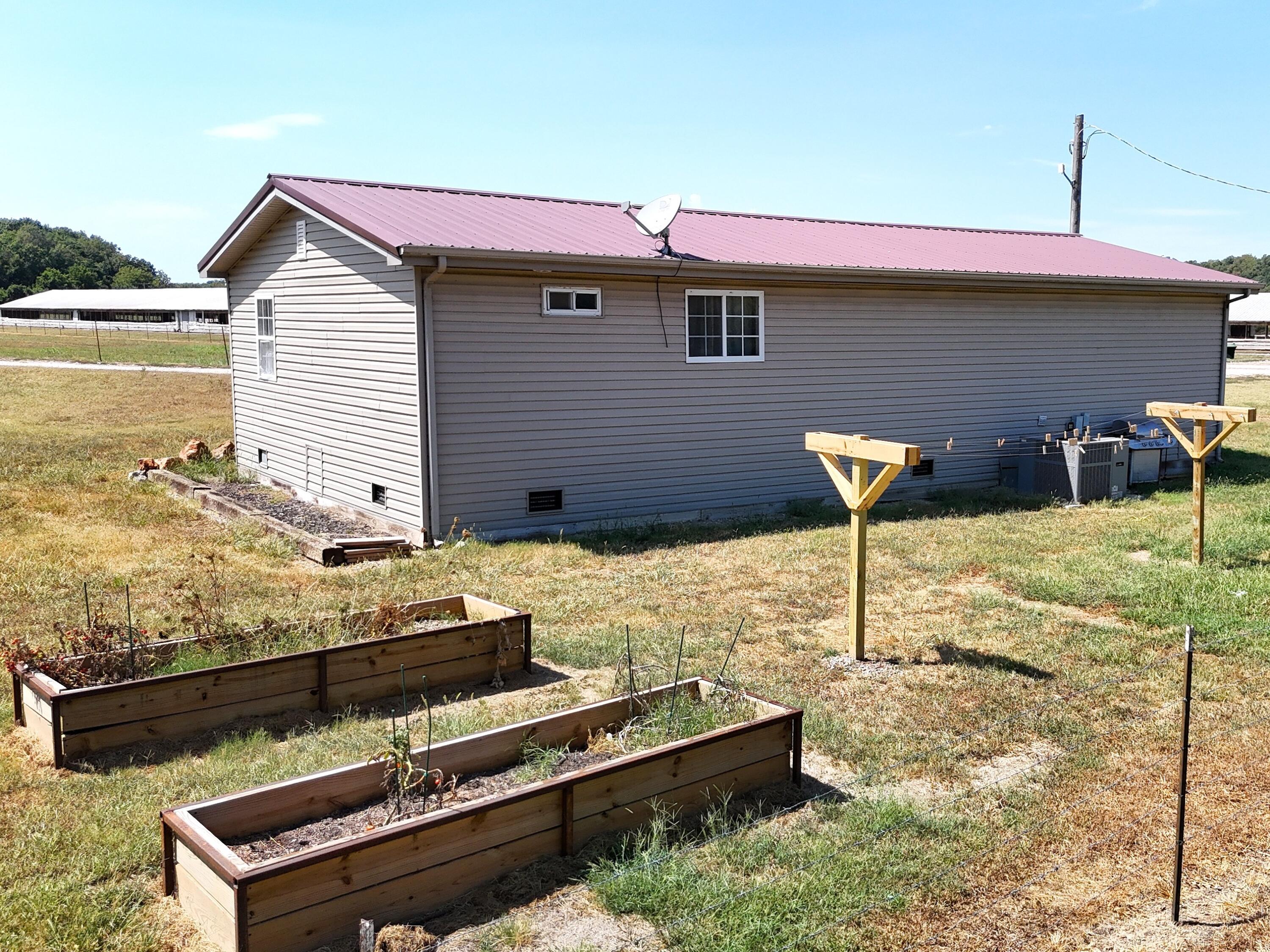 11477 Blackberry Road Carthage, MO 64836 - Photo 48 of 65 48