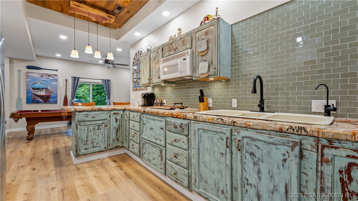 960 Spring Cove Road Sunrise Beach, MO 65079 - Photo 2 of 50