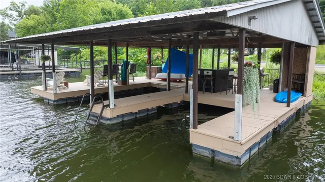 $695,000 | 960 Spring Cove Road, Sunrise Beach, MO 65079