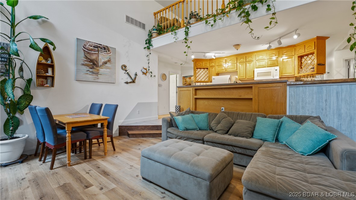 960 Spring Cove Road Sunrise Beach, MO 65079 - Photo 6 of 50