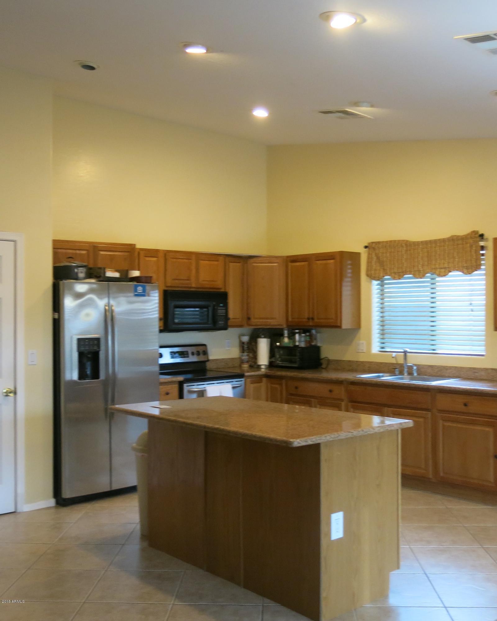 7323 West Cordes Road Phoenix, AZ 85043 - Photo 4 of 23 IMG_8419