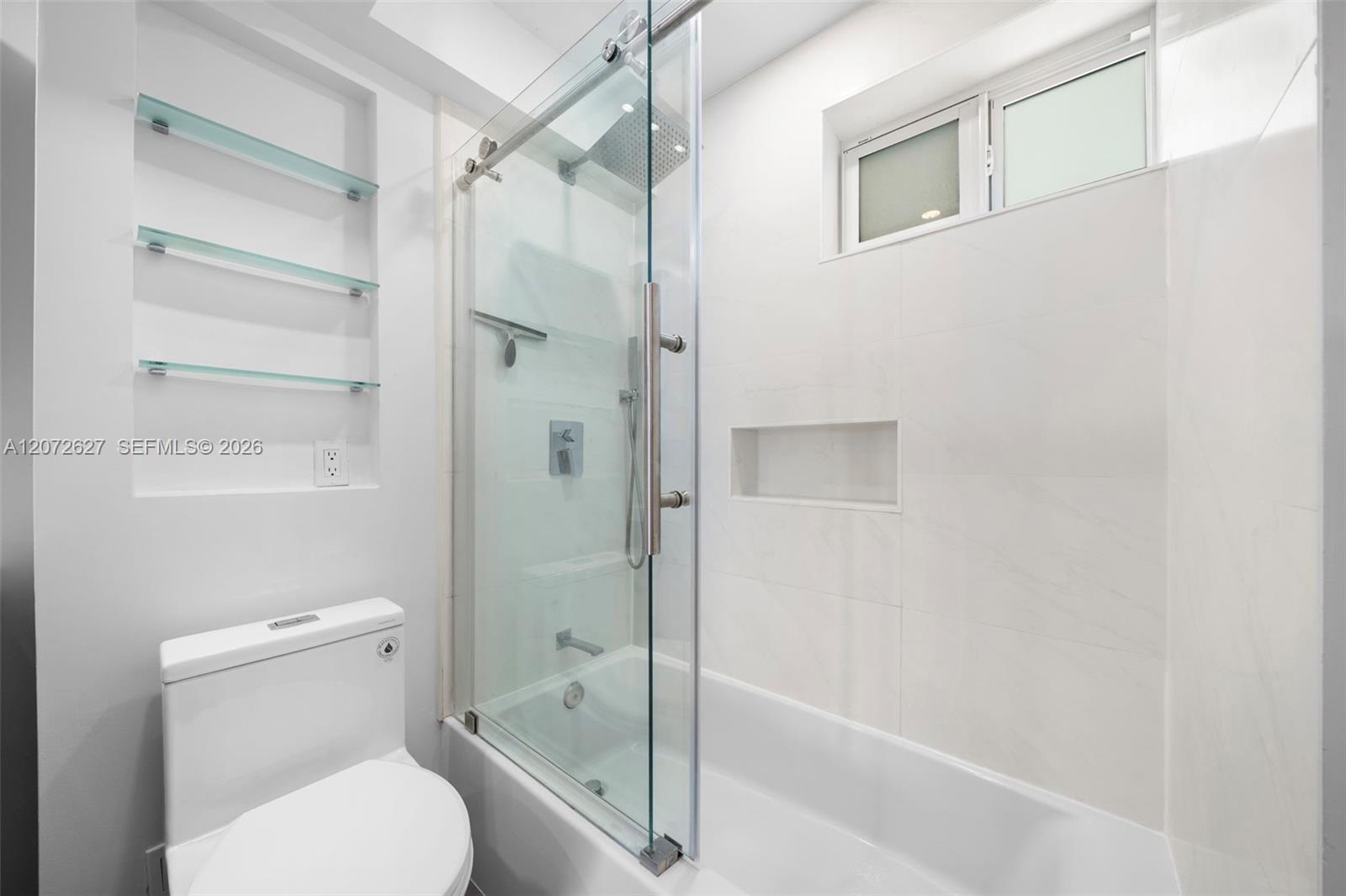 1670 Bay Road, Unit 4B Miami Beach, FL 33139 - Photo 18 of 29 Gallery Image 18