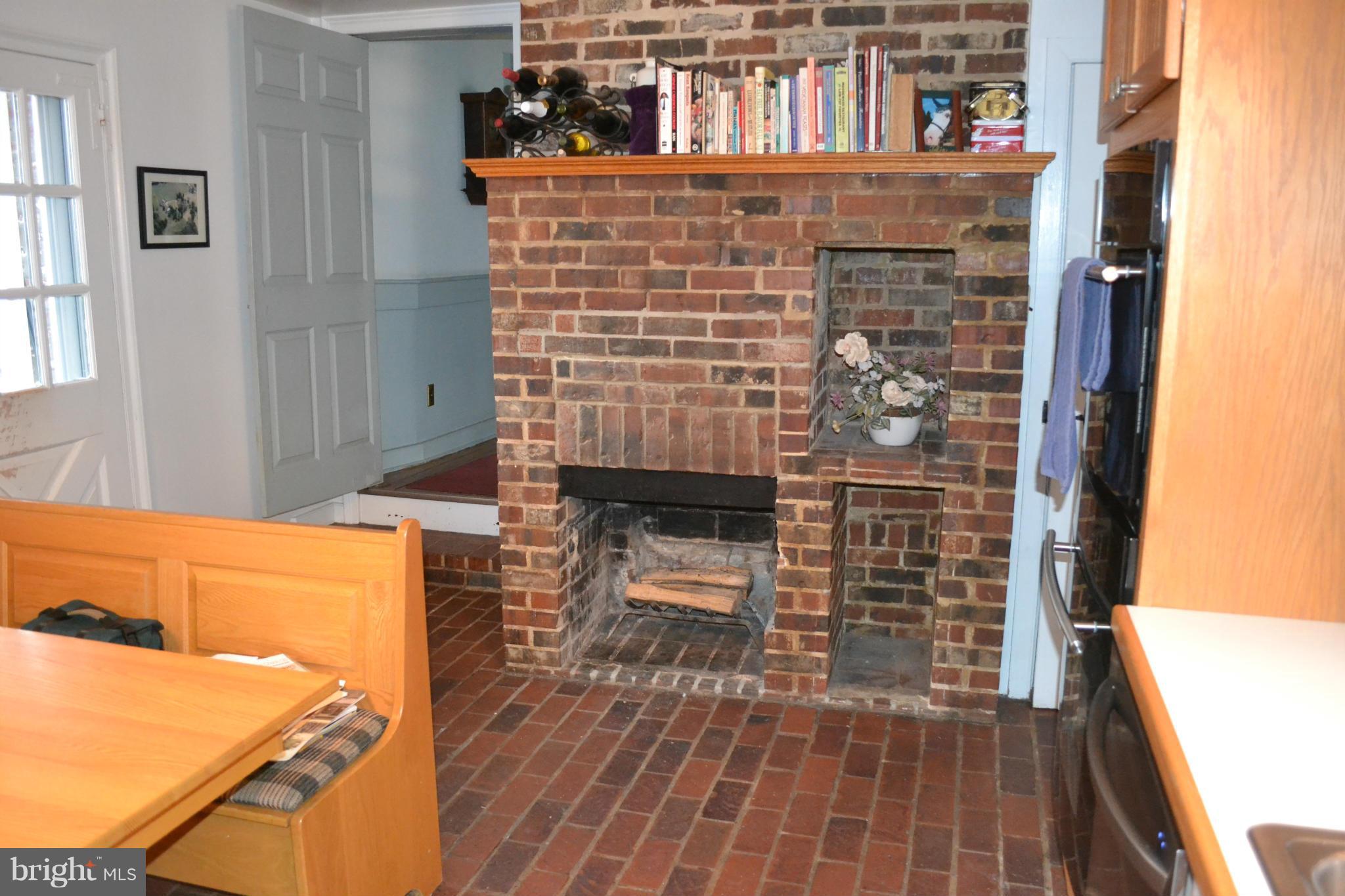 5635 Old Ridge Path Lane Lothian, MD 20711 - Photo 8 of 30 Kitchen