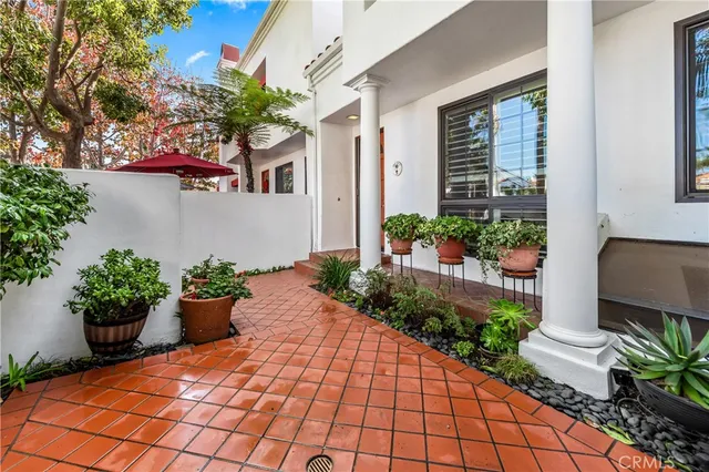 a view of a livingroom with furniture and a fireplace