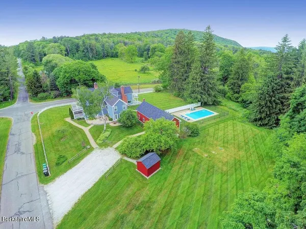 $1,695,000 | 1 Devon Road, Stockbridge, MA 01262