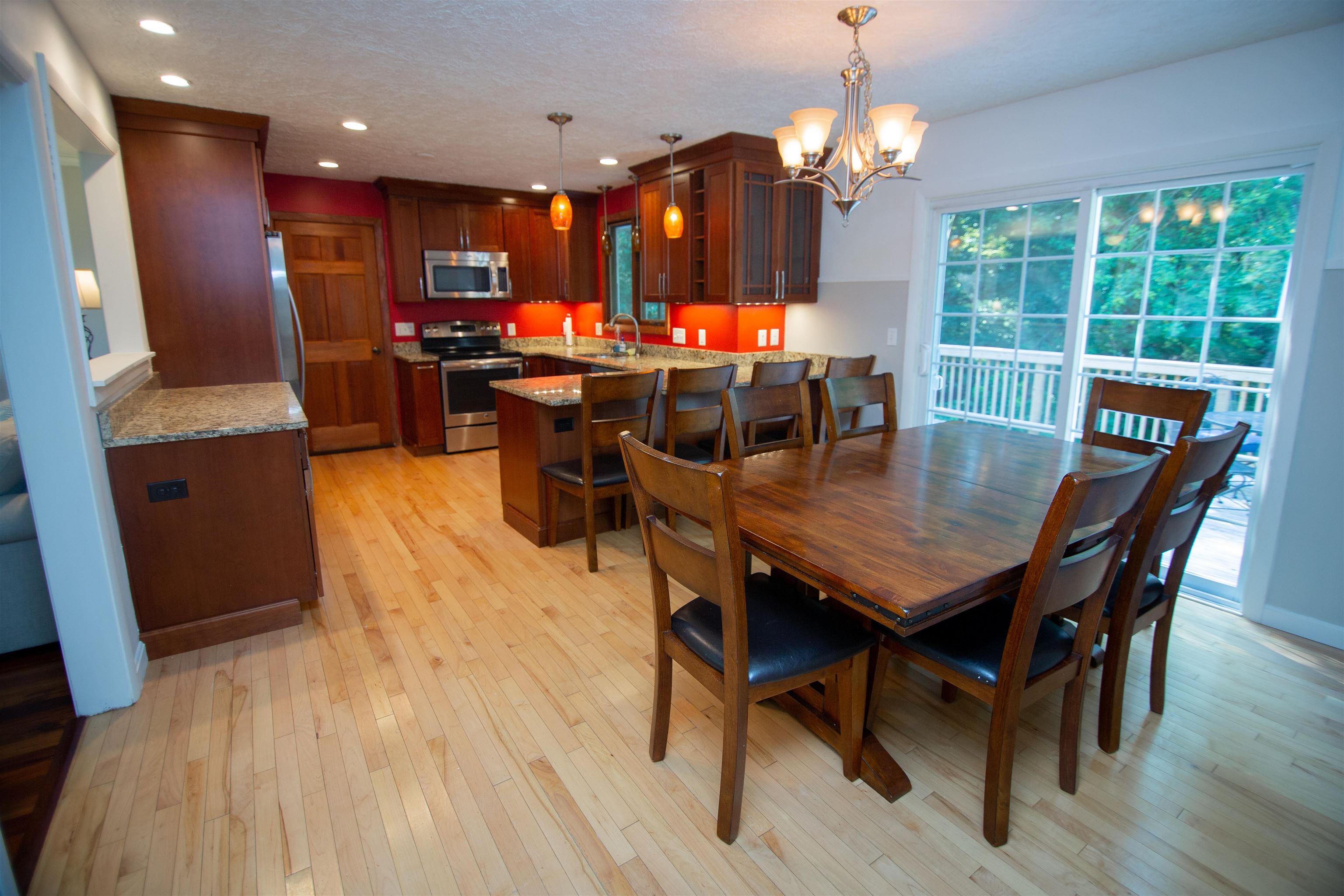 13 Emerson Road Nashua, NH 03062 - Photo 5 of 24