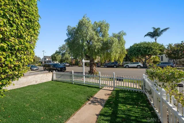 $2,795,000 | 812 H Avenue, Coronado, CA 92118