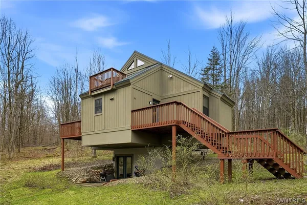 $325,000 | 10 Abbott Hill Road, Concord, NY 14025