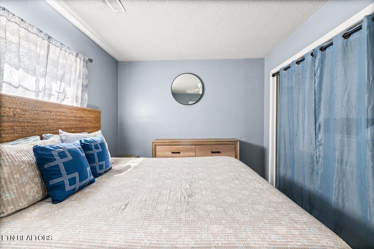 728 Indian River Boat Dock Road Jacksboro, TN 37757 - Photo 12 of 37 19-HOME 1