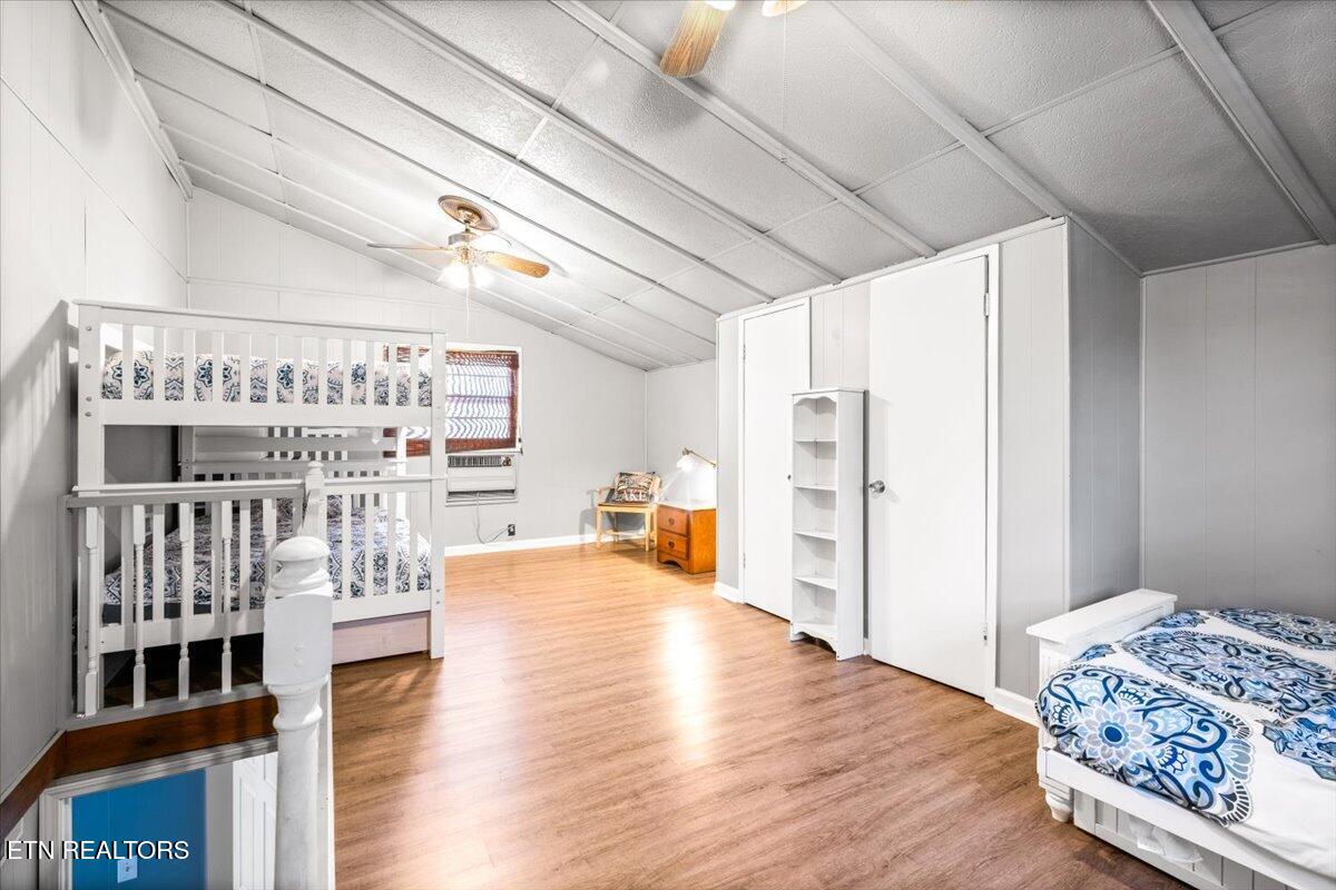 728 Indian River Boat Dock Road Jacksboro, TN 37757 - Photo 14 of 37 22-HOME 1