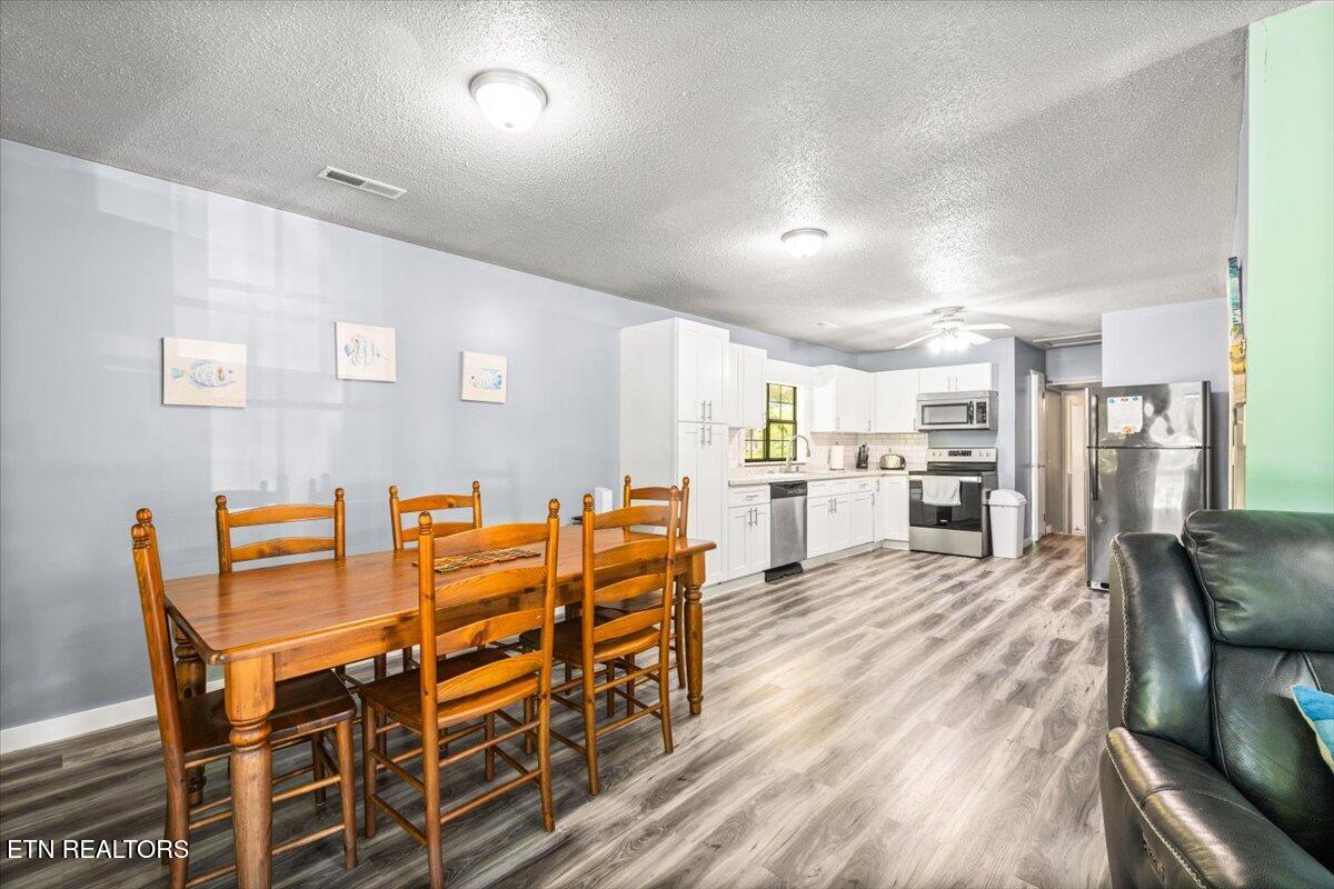 728 Indian River Boat Dock Road Jacksboro, TN 37757 - Photo 7 of 37 09-HOME 1