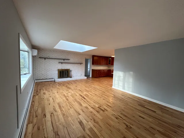 $4,990 | 185 Branchville Road, Ridgefield, CT 06877