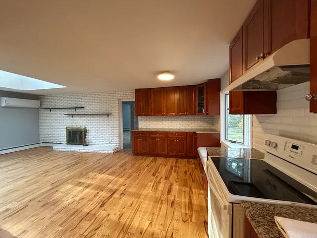 $4,990 | 185 Branchville Road, Ridgefield, CT 06877