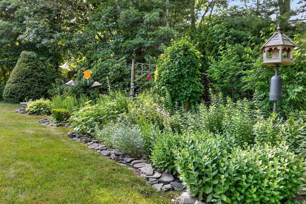 442 Flint Street Barnstable, MA 02648 - Photo 25 of 41